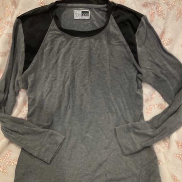 Long sleeve t-shirt work out top - Picture 2 of 2